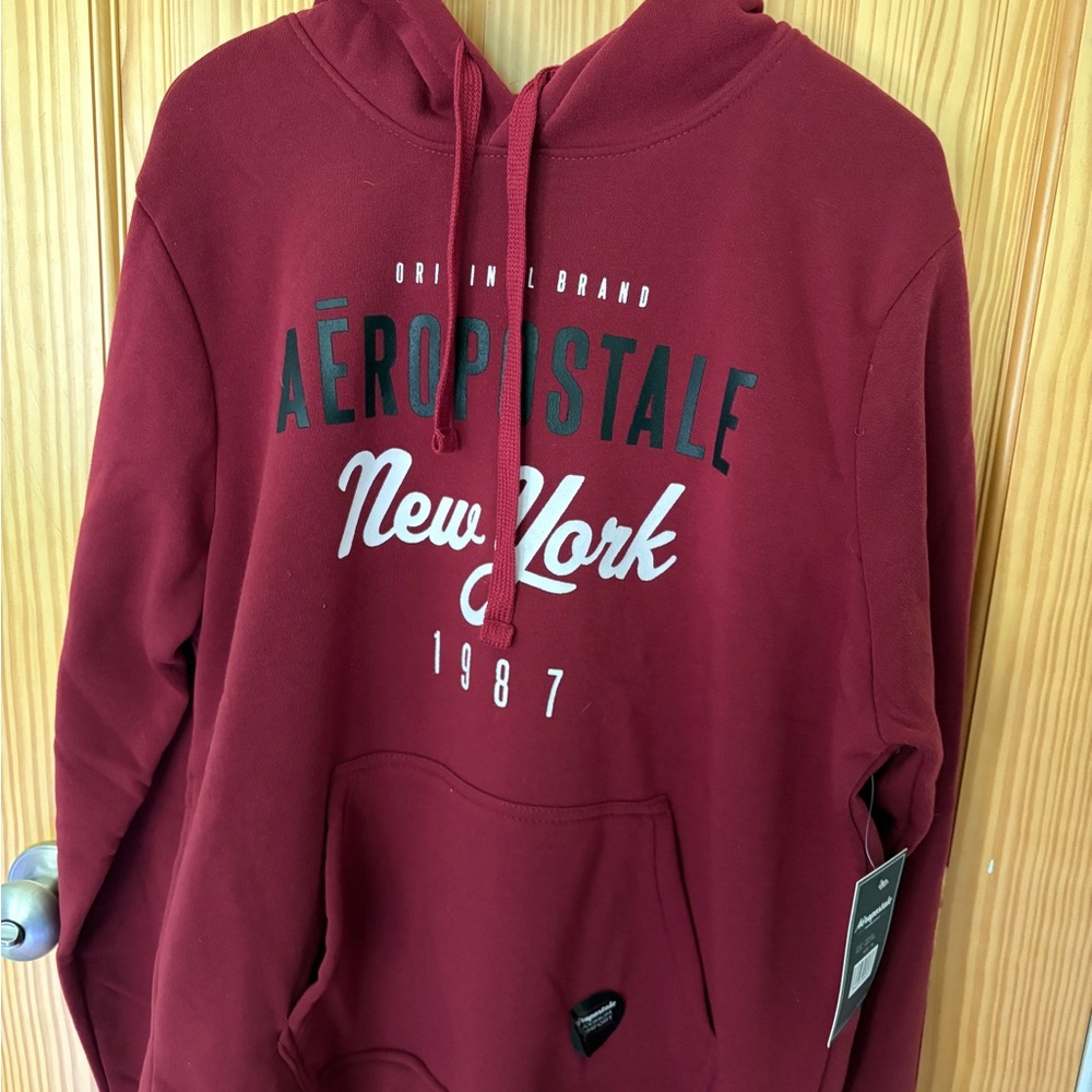 Aeropostale Men's Burgundy Hoodie